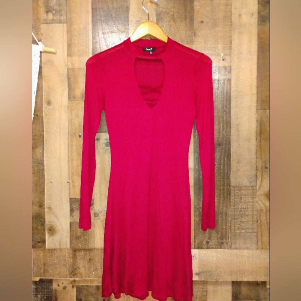 Love J Red Lace Up Cut Out Neckline Long Sleeve Dress Size Small - Picture 1 of 6